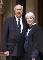 Distinguished Alumni Award winner the Hon. Justice Catherine Branson QC and Dr Alan Down
Photo by David Ellis