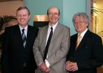 (From left) Premier Mike Rann, actor Garry McDonald and Head of the School of Psychology, Ted Nettelbeck
Photo by Ben Osborne