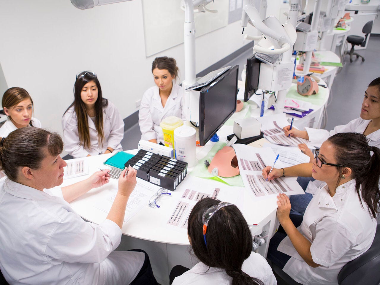 Dental Simulation Clinic, 1st year Bachelor of Oral Health class