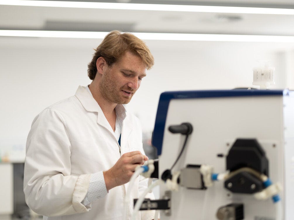 Medical researcher in laboratory