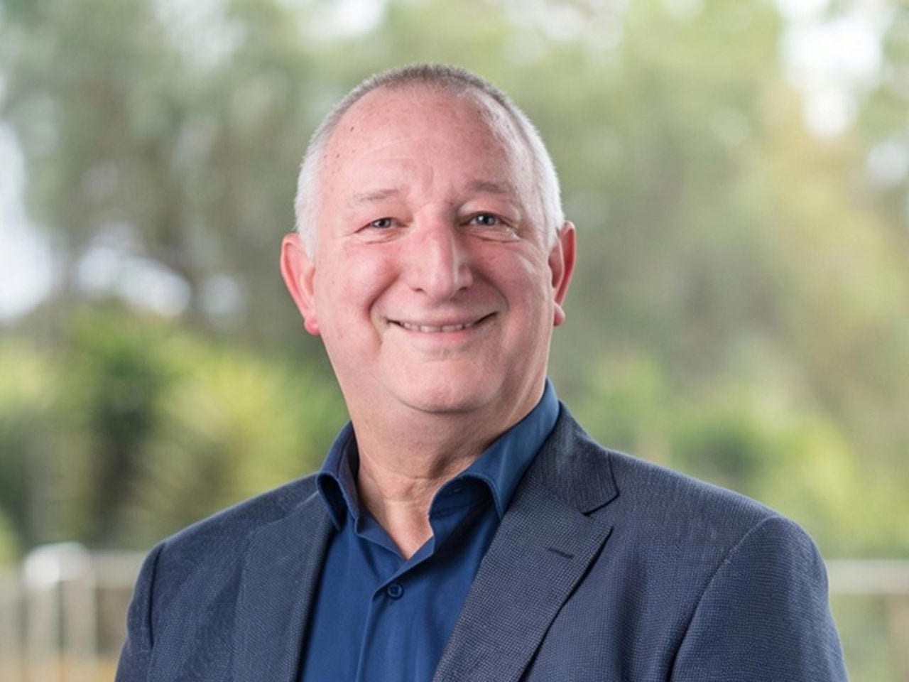 Dr Tony Cambareri