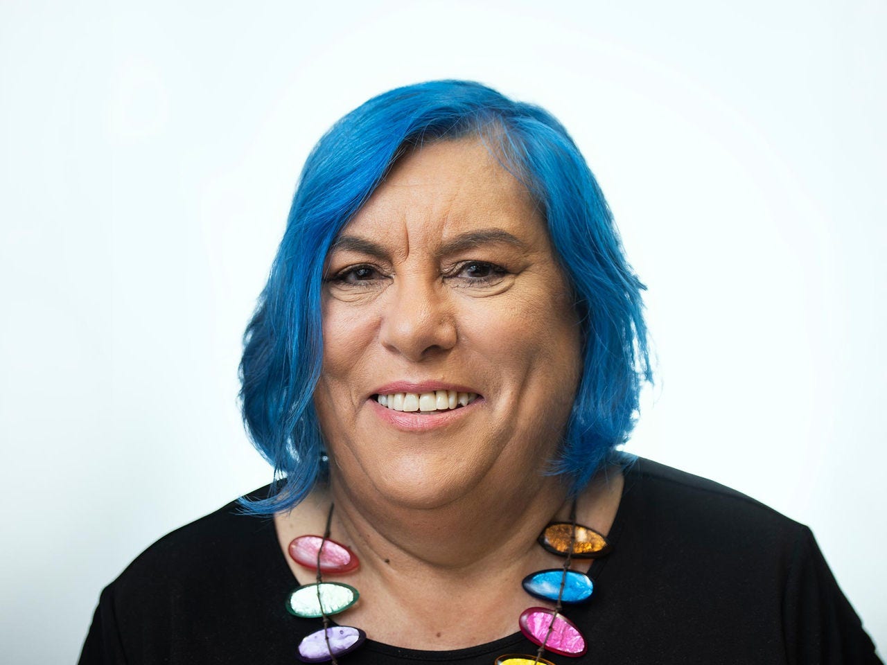 Ms Anna Strzelecki