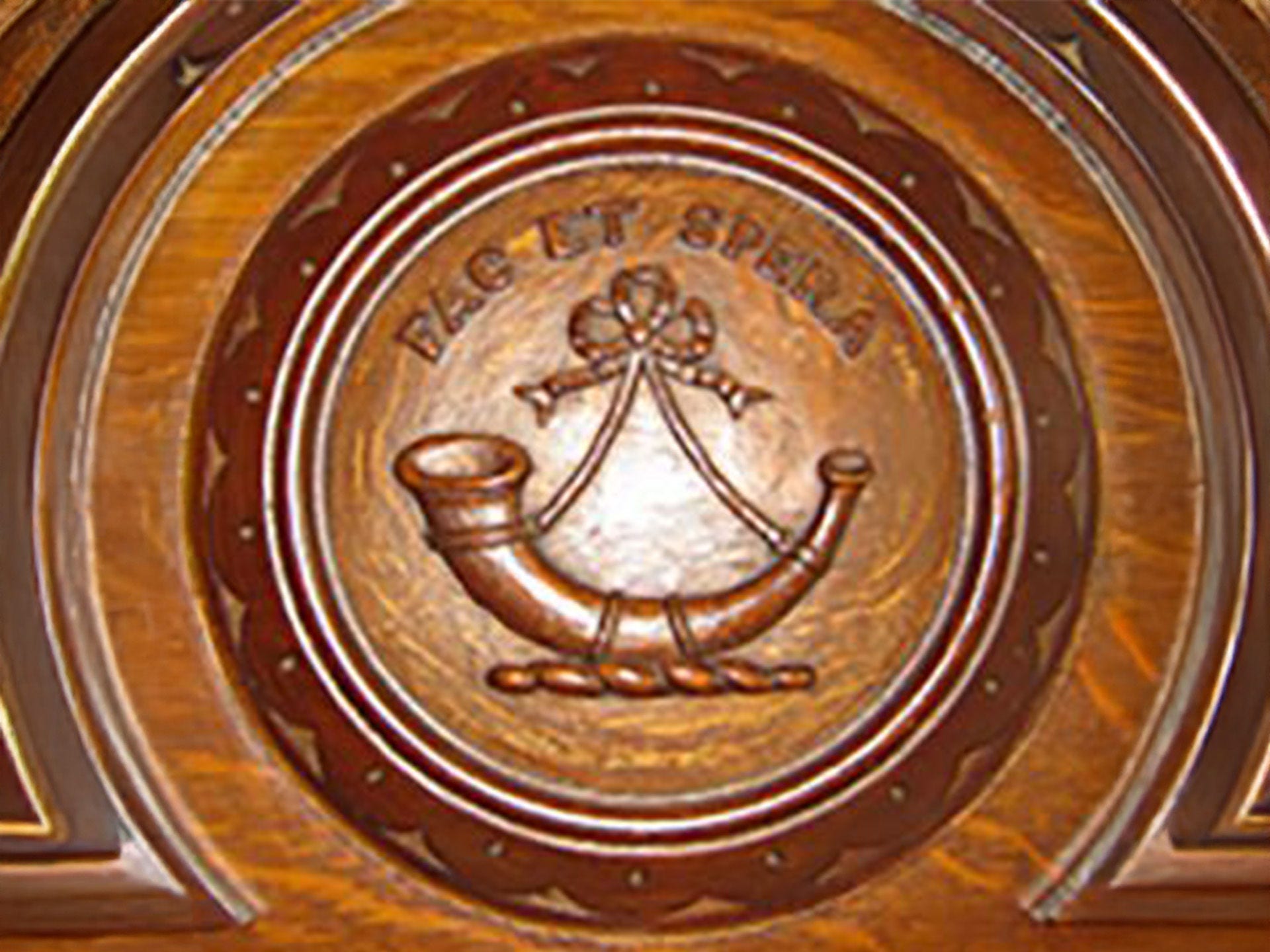 crest