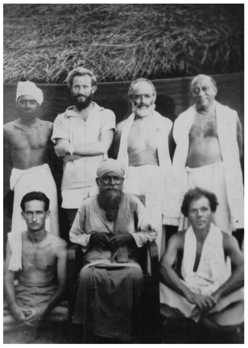 Adrian Snodgrass with Kutti Kuttam group at Kataragama, Ceylon