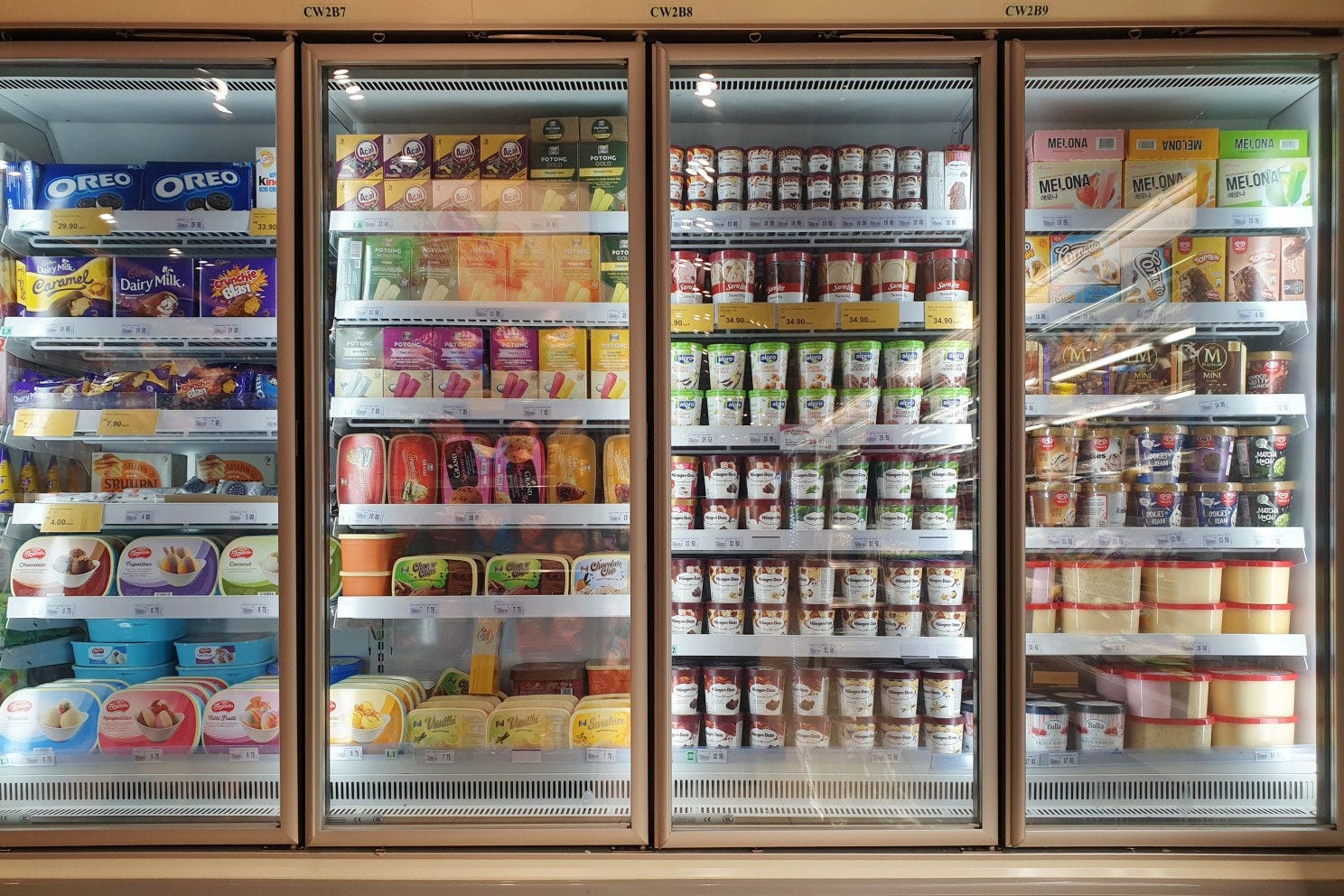 Supermarket refrigeration uses large amounts of energy, accounting for a significant portion of a store's total electricity usage. Image credit: Adobe Stock.