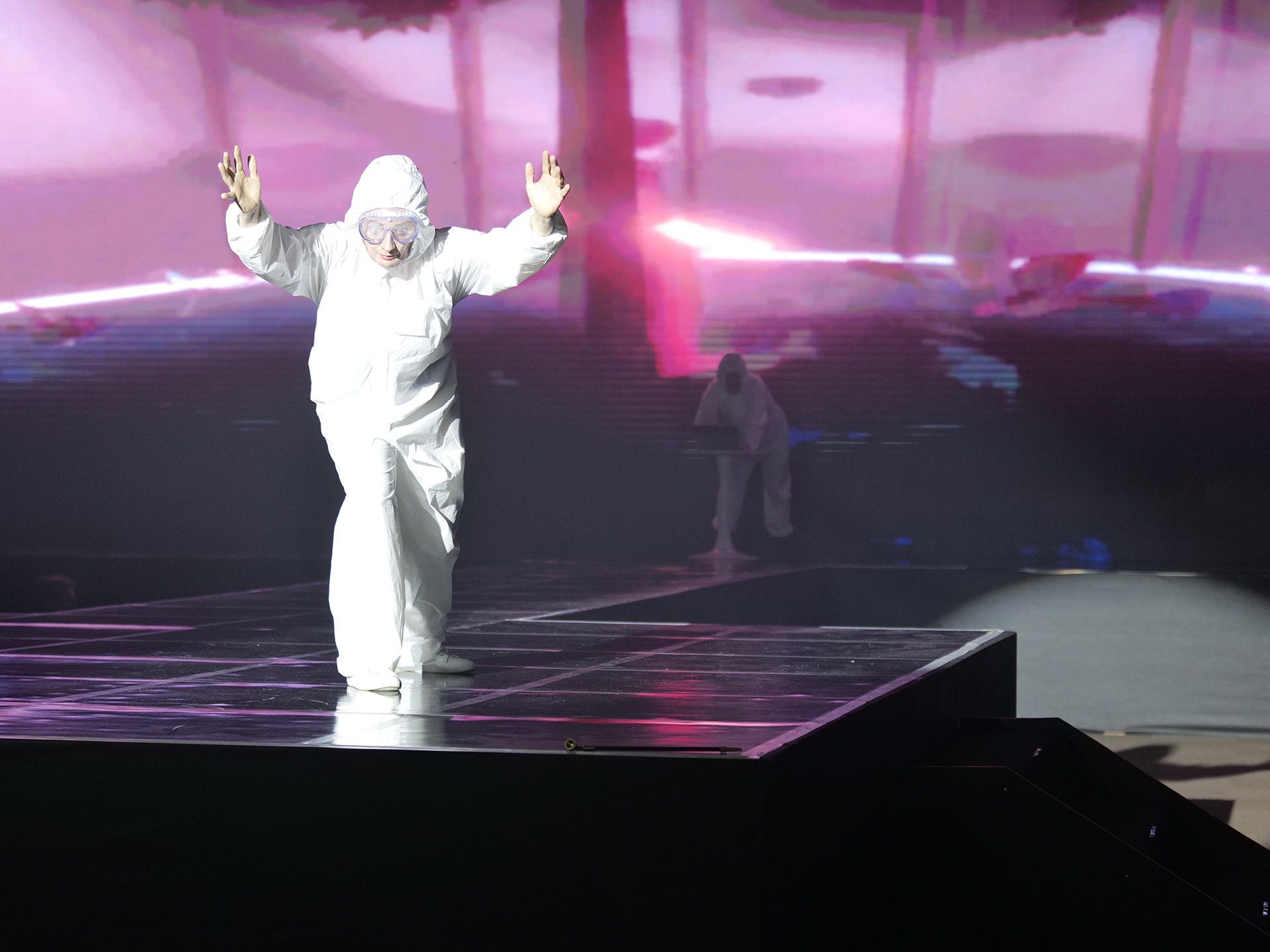 Sarah Neville in partnership with IVE, Glasshouse, Live Performance at G-Artience Conference, South Korea.