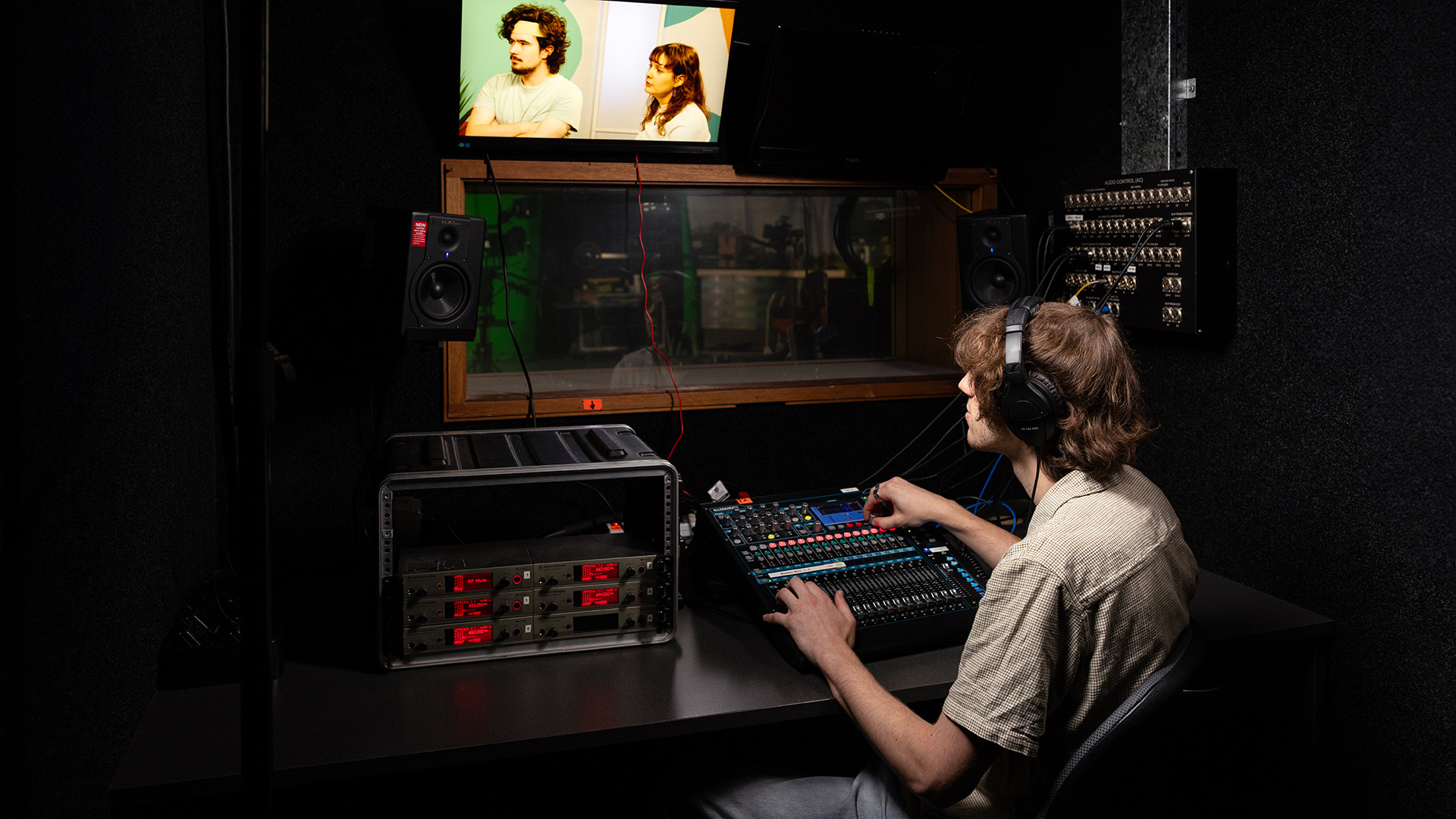 About the School of Communication, Media and Journalism