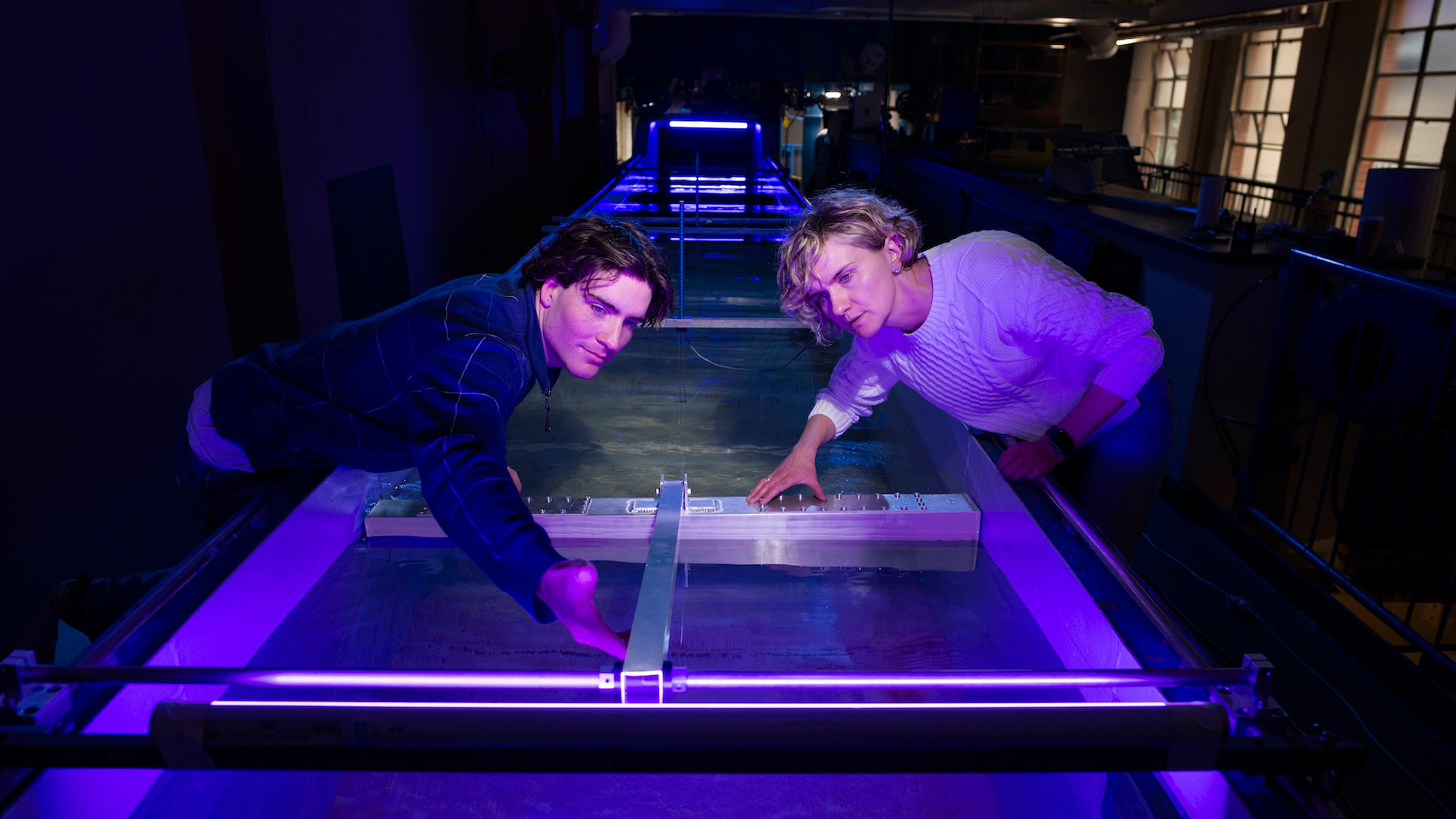Converting wave power to electricity