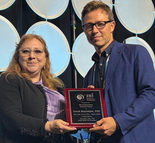 Professor David MacIntyre receives his award.