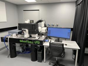 Integrative Bioimaging Facility lab with Smart table UT2 and computer console