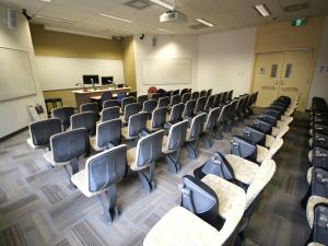 Engineering North 132 old lecture theatre with row seating