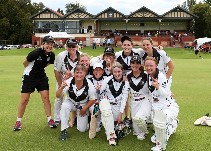 Bonnie and The Blacks Women's B-Grade cricket team photo from 80 kms.