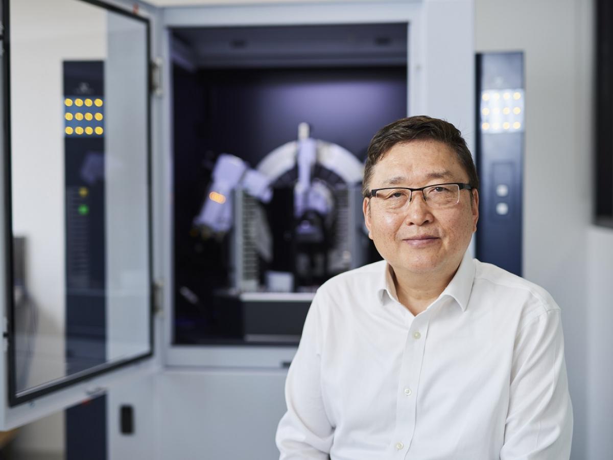 Professor Shizhang Qiao smiles into the camera.