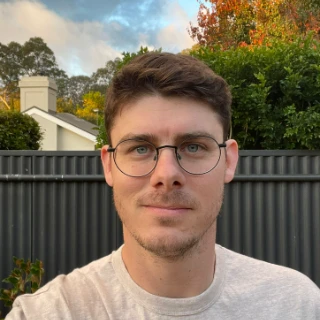 Profile of Dr Aaron Phillips