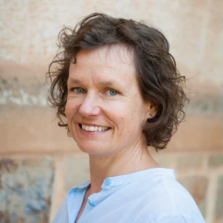 Profile of Dr Anna Phillips