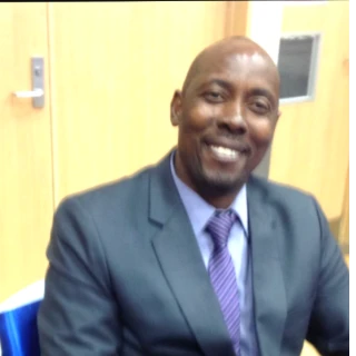 Profile of Dr Chris Chimwayange