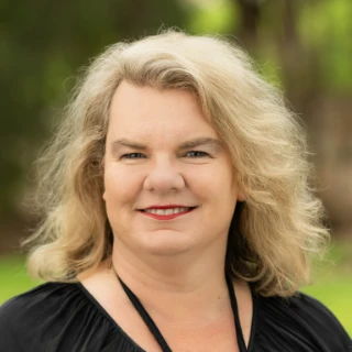 Profile of Mrs Donna Matthews