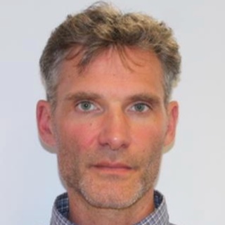 Profile of APrf Erik Noschka