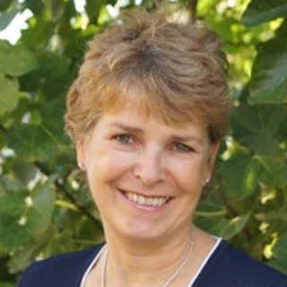 Profile of Prof Gaynor Parfitt