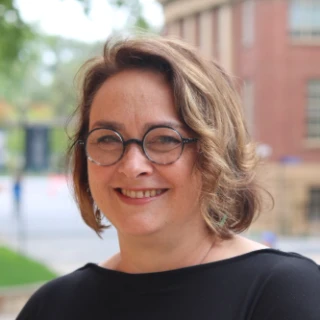 Profile of Ms Heather Hanks