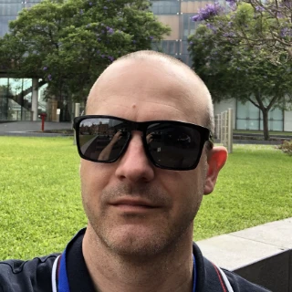 Profile of Dr Jamie Manolev