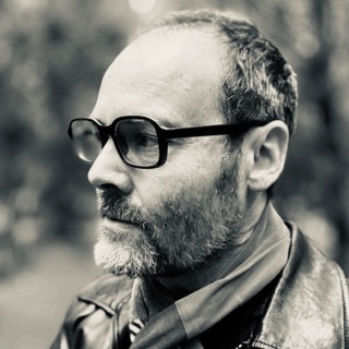 Profile of Prof Julian Worrall