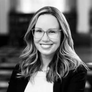 Profile of Mrs Julie Cox