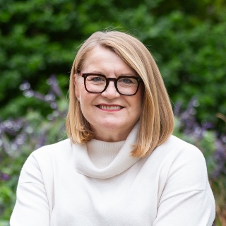 Profile of Prof Karen Jones