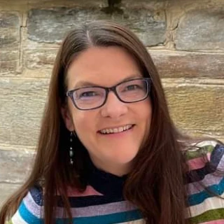 Profile of Dr Kylie Van Der Hoek