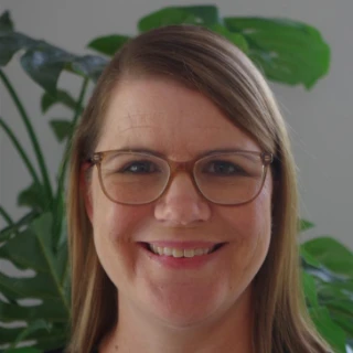 Profile of Mrs Leah Hoendervanger
