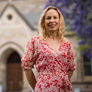 Profile of Ms Linda Katselis