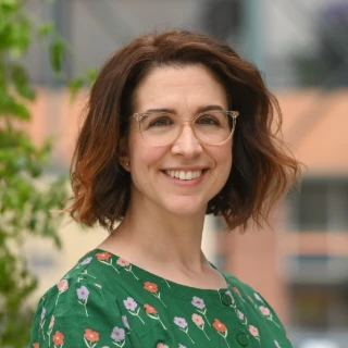 Profile of Ms Lisa Cunningham