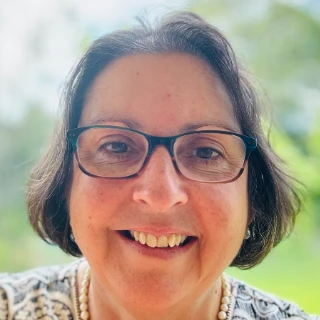 Profile of Prof Lucie Walters