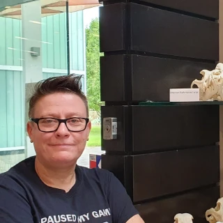 Profile of APrf Rachel Norris