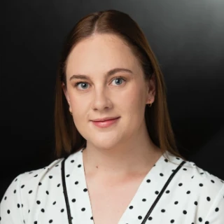 Profile of Dr Sarah Halliday