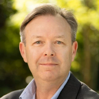 Profile of Dr Scott Willoughby
