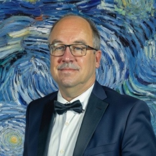 Profile of APrf Stewart Von Itzstein
