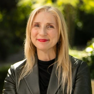 Profile of Ms Tania Kanellos