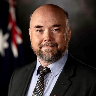 Profile of Prof Todd Mansell