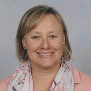 Profile of Mrs Tracey Cramond