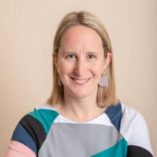 Profile of Dr Victoria Fielding