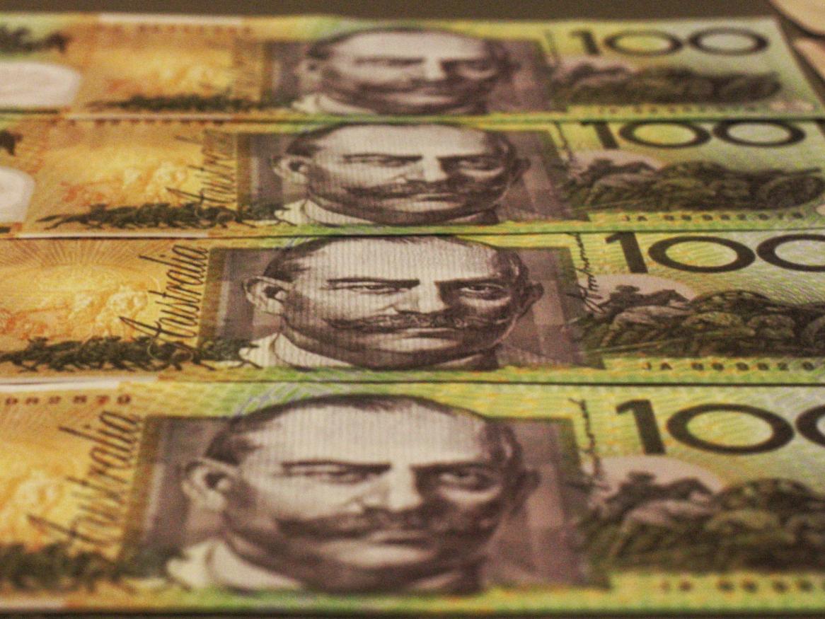 Australian one hundred dollar notes