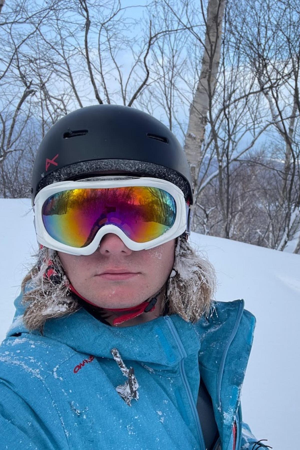 Selfie of Piero in the snowy mountains of Hokkaido (2023).